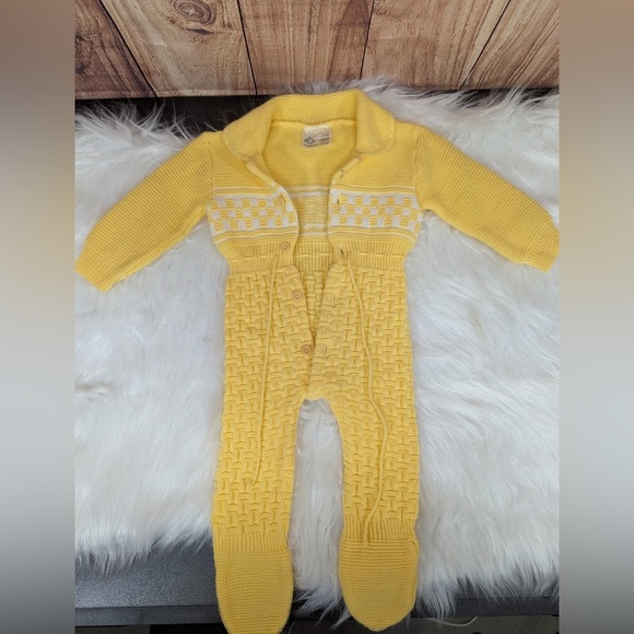 Vintage Kmart Yellow Knit One Piece Hooded Baby Romper Footed Sweater 12 months - Picture 1 of 5